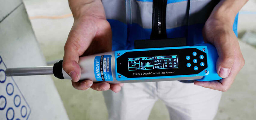 calculating the strength of concrete in the rebound hammer test
